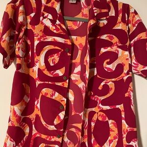 Manuheali’i Keiki Boy shirt, Size Large.